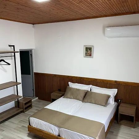 Dollma Traditional Guest House, Inside Castle