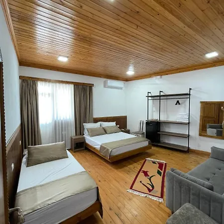 Dollma Traditional Guest House, Inside Castle