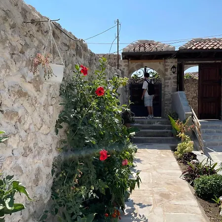 بيت ضيافة Dollma Traditional Guest House, Inside Castle
